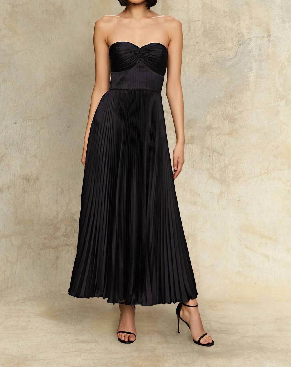 NEW AMUR women's belle dress in navy